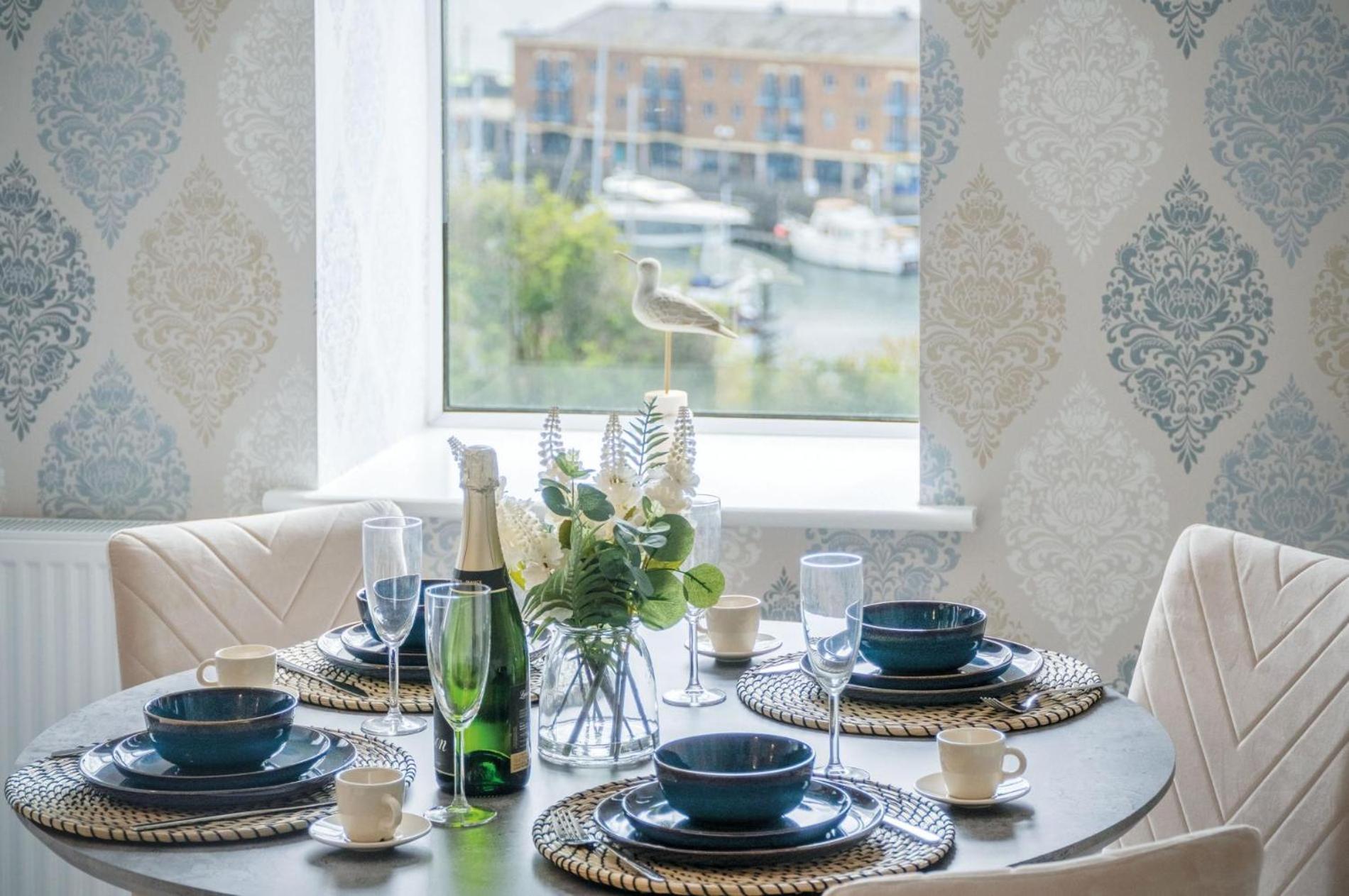 Harbour View - 2 Bedroom Apartment - Milford Haven Exteriér fotografie