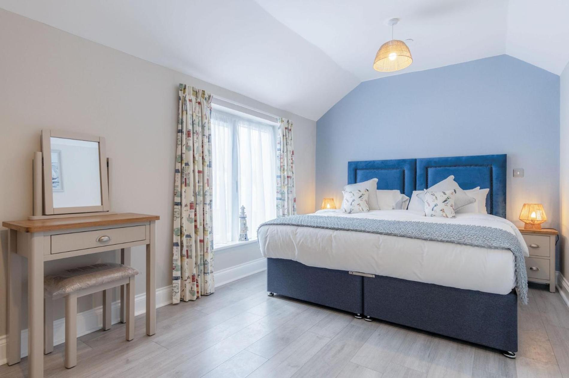 Harbour View - 2 Bedroom Apartment - Milford Haven Exteriér fotografie